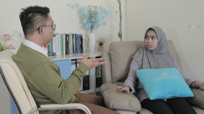 Konsep Kecerdasan Buatan Otak Teknologi Papan Sirkuit Komputer ... Sensor Otak: Koneksi Pikiran ke Dunia Maya